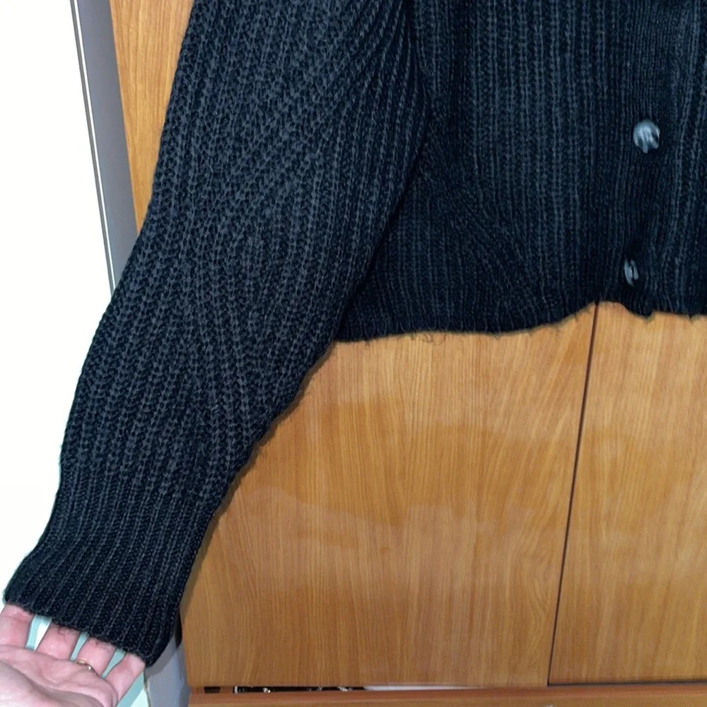NWT a.n.a Ribbed Three Button Cardigan - Black - Size LP - Picture 4 of 7